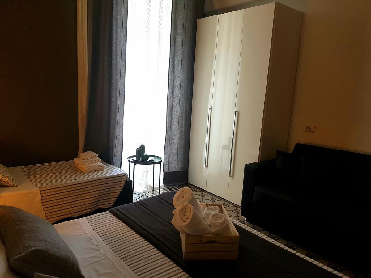 Ottomood Ala Ovest Catania Centro B&B 외부 사진