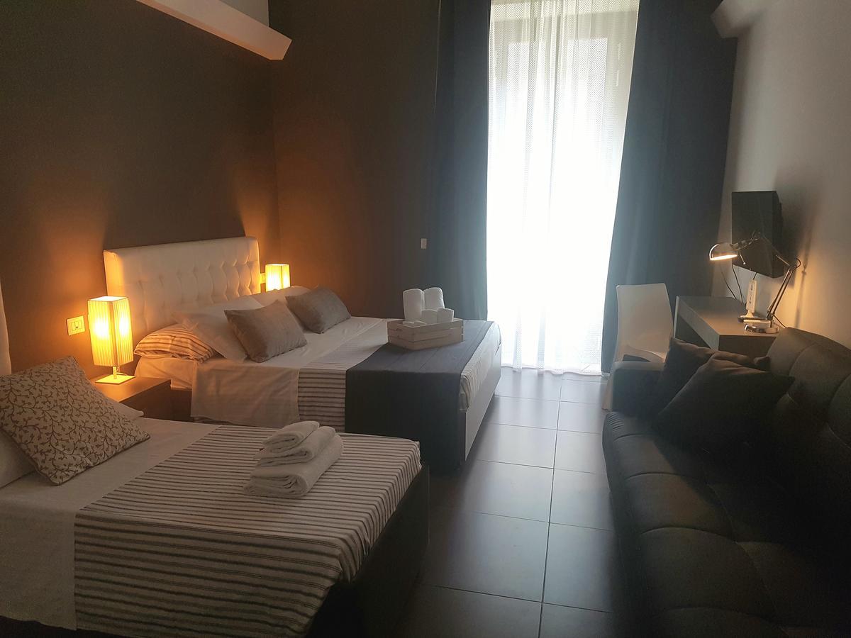 Ottomood Ala Ovest Catania Centro B&B 외부 사진