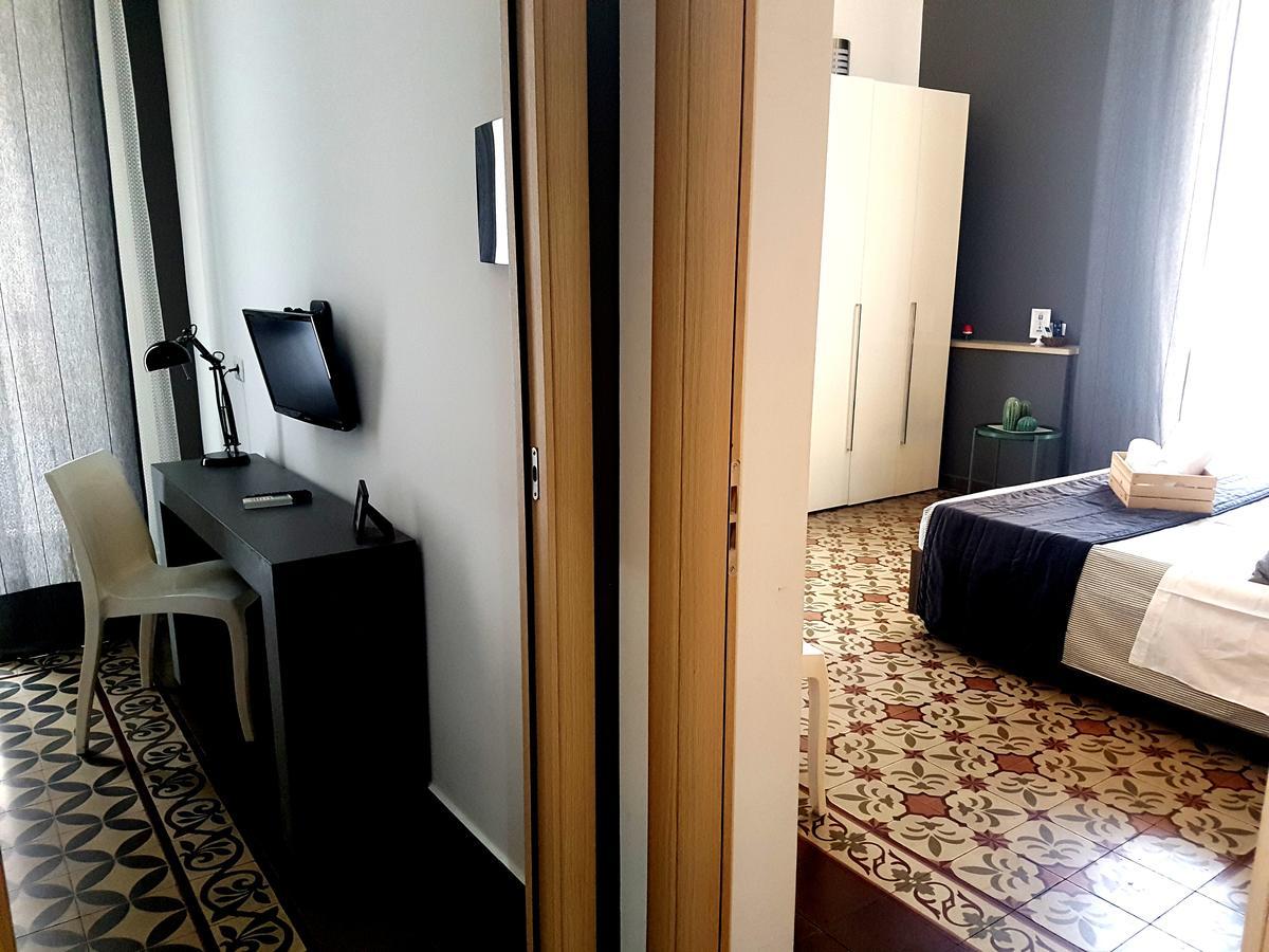 Ottomood Ala Ovest Catania Centro B&B 외부 사진